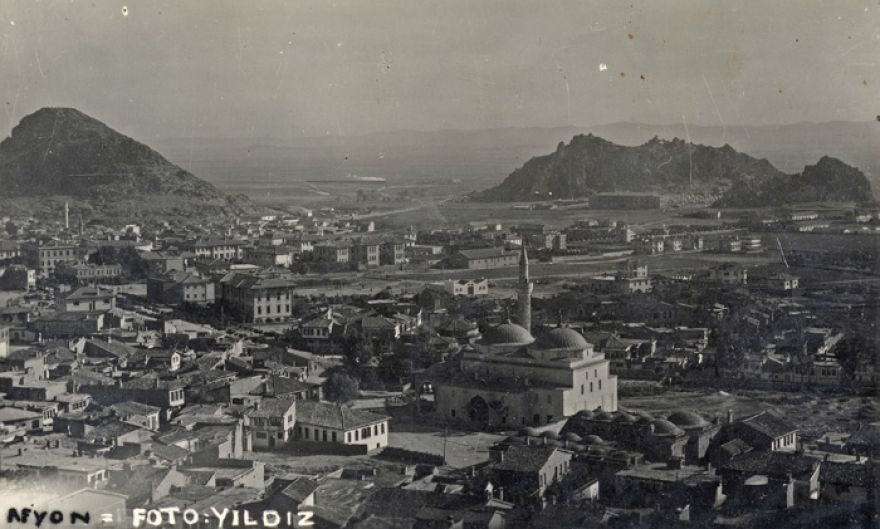 &Alpha;&phi;&iota;ό&nu; &Kappa;&alpha;&rho;&alpha;&chi;&iota;&sigma;ά&rho;, &Alpha;&kappa;&rho;&omicron;ϊ&nu;ό&nu;, &Nu;&iota;&kappa;ό&pi;&omicron;&lambda;&iota;&sigmaf;, (Afyonkarahisar)